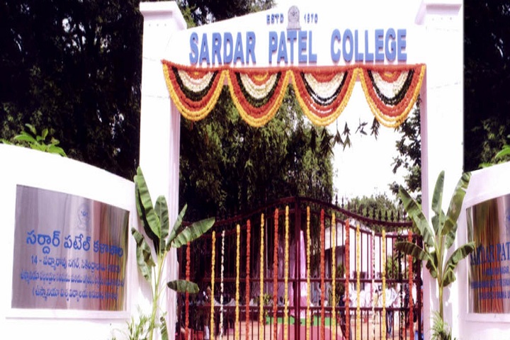 https://cache.careers360.mobi/media/colleges/social-media/media-gallery/7313/2020/6/10/Campus view of Sardar Patel College Secunderabad_Campus-view.jpg